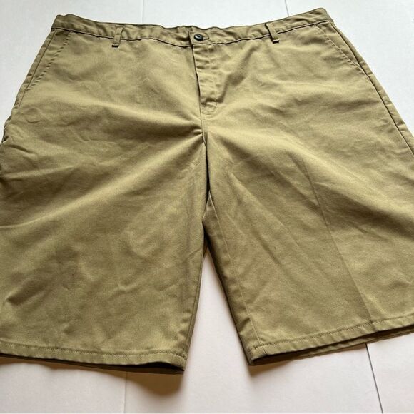 Men's Genuine Dickies Uniform Work Shorts Khaki Size 44 - Picture 6 of 8
